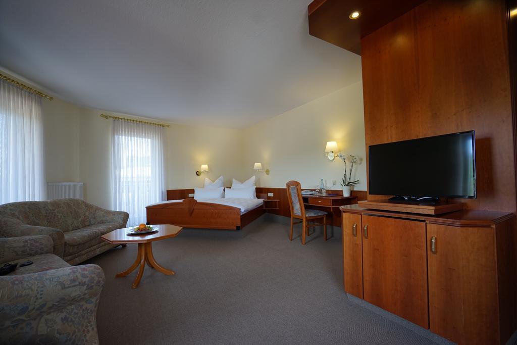 Hotel Loroesch Bad Orb Δωμάτιο φωτογραφία